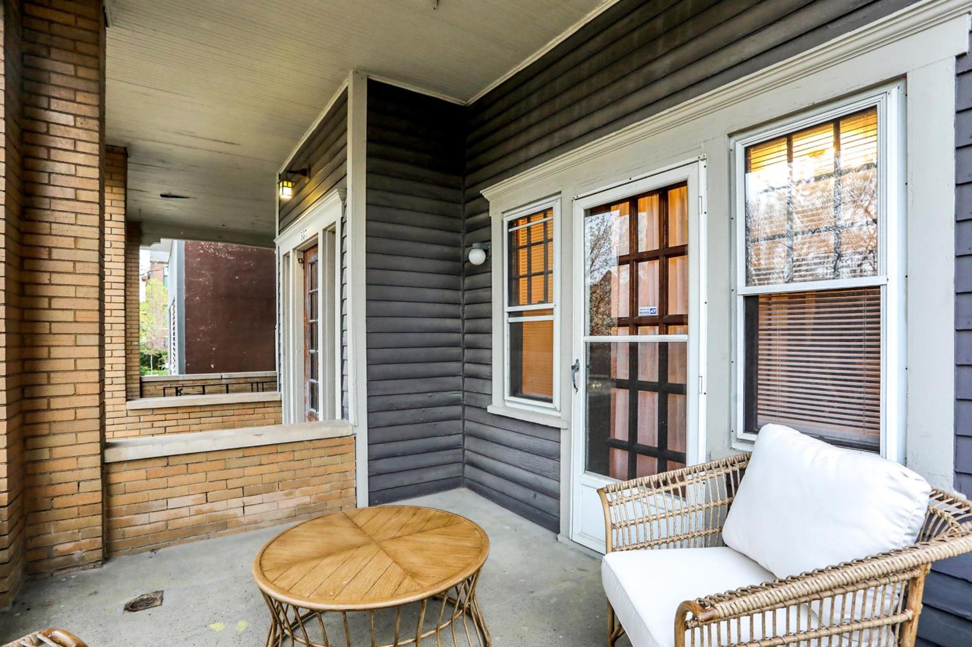 Comfy Apartment In Indianapolis Exterior photo